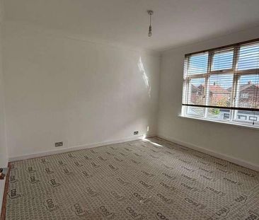 Mill Lane, Chadwell Heath, RM6 - Photo 3