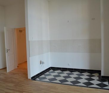Wunderschöne sanierte 2 Zimmer-Wohnung in der ehemaliger Koffer- un... - Photo 1