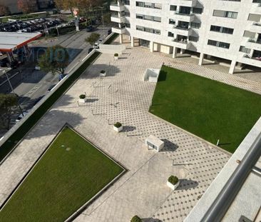 3 room luxury Flat for rent in Porto, Distrito do Porto - Photo 5