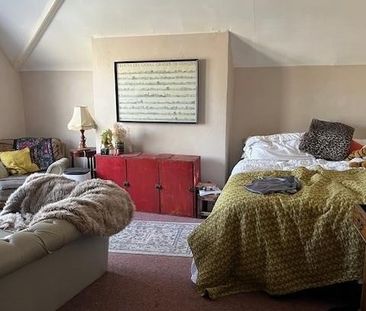 Cheltenham Road, Bristol - Photo 2