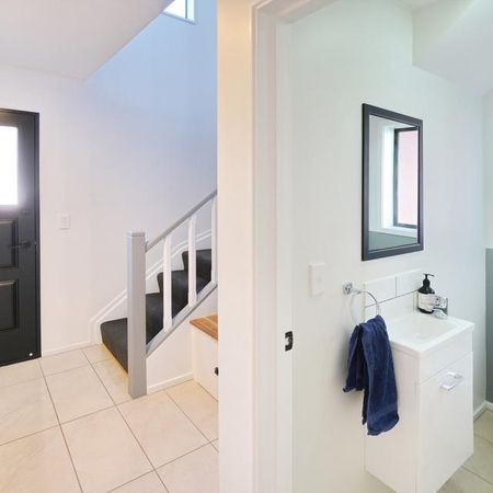 8/27 Darvel Street - Photo 4