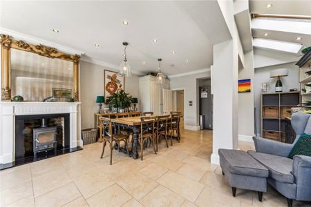 5 bedroom property to rent - Photo 3