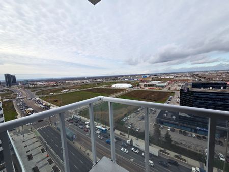 For Lease - 8 Interchange Way Unit# 1802, Vaughan, Ontario - Photo 4