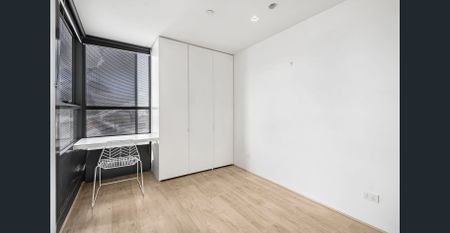 Live The High Life In The Heart Of Chapel Street - Photo 3