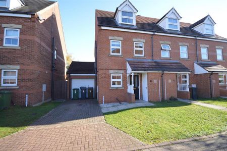 3 bedroom semi-detached house to rent - Photo 3