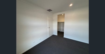 Modern Family Home in Tarneit with 4 Bedrooms - Photo 4