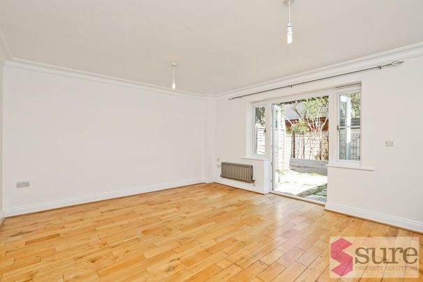 3 bedroom townhouse to rent - Photo 1