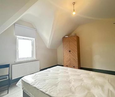 Rooms 1,3,4, 5, 163 Ballygomartin Road, Belfast, BT13 3NA - Photo 3