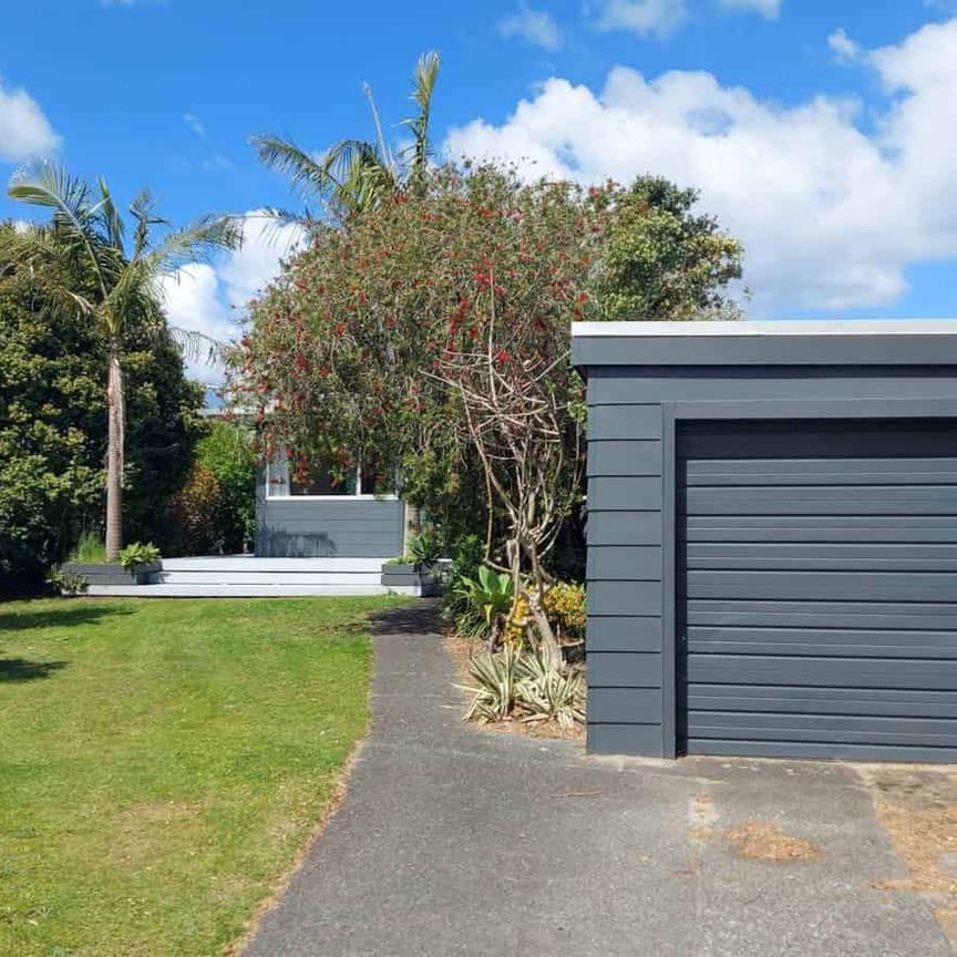 Tidy 3 Bedroom - Photo 1