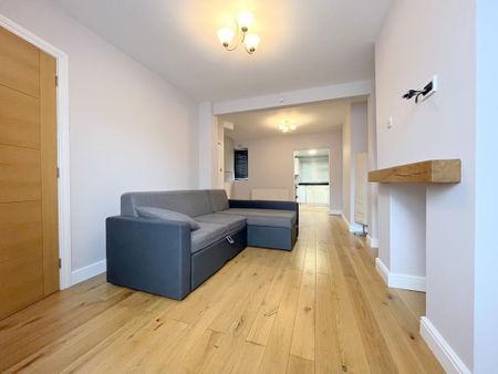 2 bedroom semi-detached house to rent - Photo 2