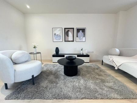 3 bedroom apartment to rent - Photo 3