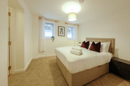 2 Bedroom Home – Medium Let - Photo 5