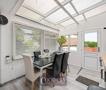4 bedroom semi-detached house to rent - Photo 2