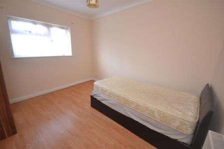 Lowerfield Road, Reading, Berkshire - Photo 4