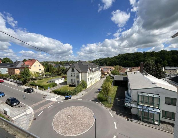 Großzügige 3 Raum Wohnung mit Einbauküche - Photo 1