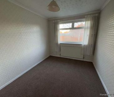 3 bedroom property to rent in Oldham - Photo 2