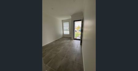 Brand New 4 Bedroom Family Home - Available NOW - Photo 2