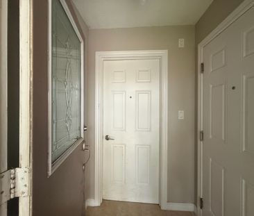 For Lease - 12 Jacob Drive Unit# Main, Lower, Whitby, Ontario - Photo 5