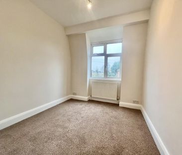 4 bedroom semi-detached house to rent - Photo 3