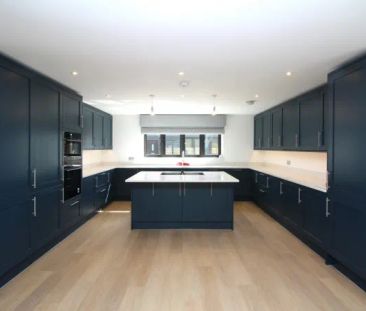 Essex, CM11, Oak Hill Mews, Coxes Farm Road - Photo 2