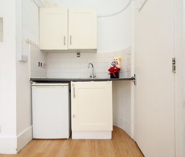 Studio Flat, Tynemouth Road, N15 - Photo 3