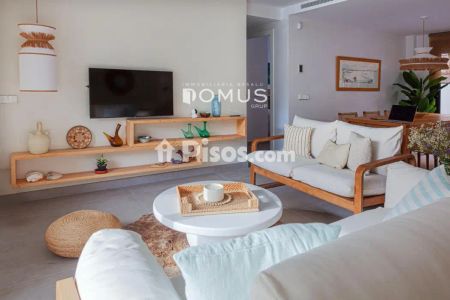 Casa en alquiler en Carrer de la Tramuntana, cerca de Carrer del Gregal - Photo 3
