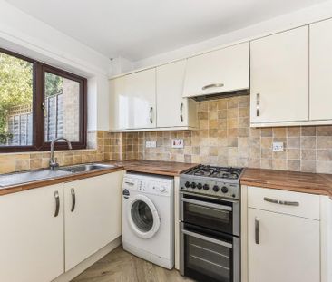 2 bedroom end of terrace house to rent - Photo 5