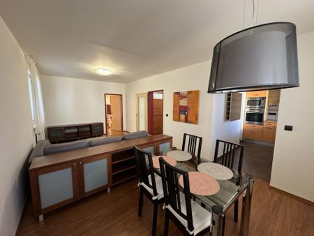 Pronájem bytu 2+1 56 m2 - Fotografie 2