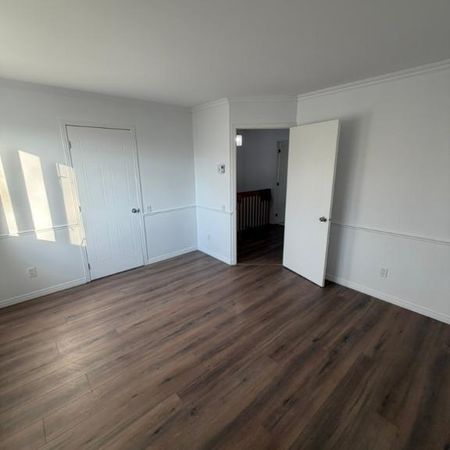 Maison de villes à louer (7 1/2) - Photo 4