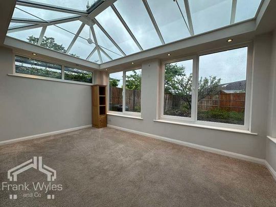 Firswood Close, Lytham, FY8 - Photo 1