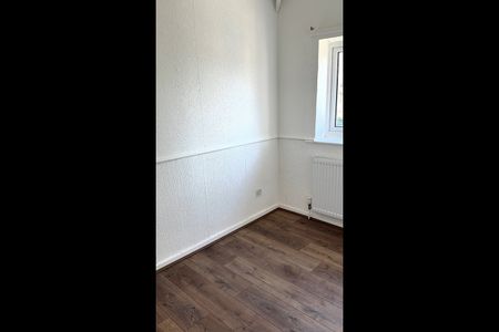 3 Bed Semi-Detached House, Primrose Avenue, S5 - Photo 4
