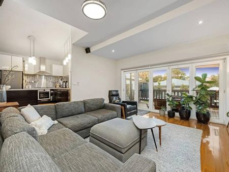 BAYSIDE LIFE STYLE | ELEGANT AND SPACIOUS - Photo 5