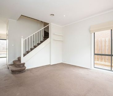 Charming Family Home in Taylors Hill - Photo 1
