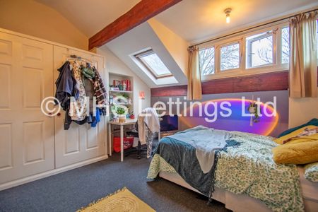 Room 6, 15 Regent Park Terrace, Leeds, LS6 2AX - Photo 3