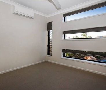 6 Roosevelt Loop, Mount Louisa QLD 4814 - House For Rent | Domain - Photo 1
