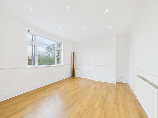 2 bedroom maisonette to rent - Photo 1