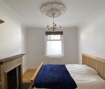 2 Double bedrooms available. Please read advert - Photo 6