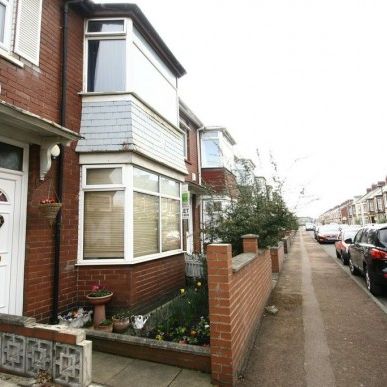 3 Bed - Simonside Terrace, Heaton, Ne6 - Photo 1