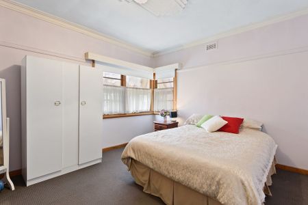 78 High Street, Kangaroo Flat. - Photo 3