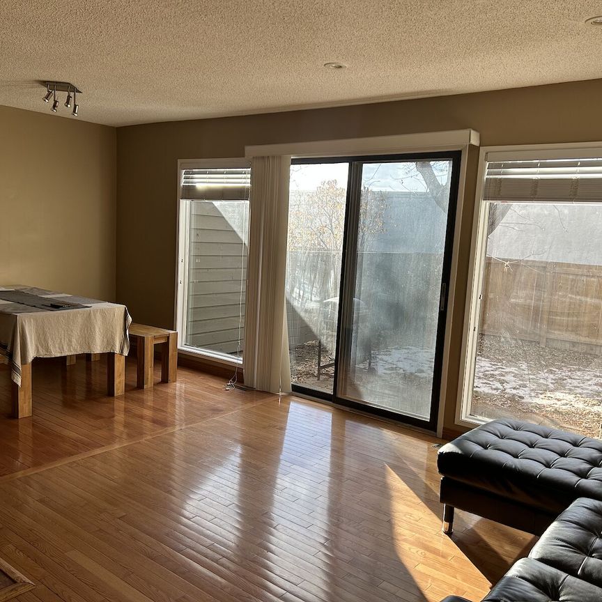 4935 Dalton Dr NW, Calgary - Photo 1