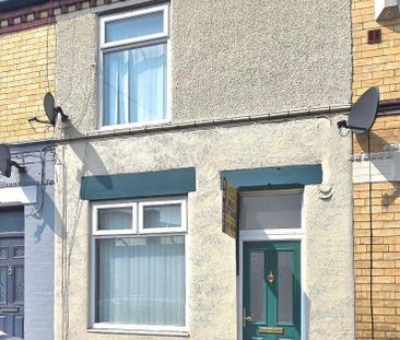 2 bedroom terraced house to rent - Photo 2