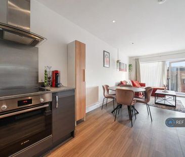 1 bedroom flat to rent - Photo 3