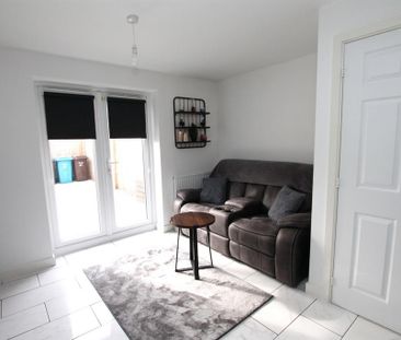 2 bedroom detached house to rent - Photo 4