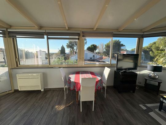 Appartement meublé T2 haut de Villa vue mer d'environ 45 m2 à louer à Carry-le-Rouet, - Photo 1