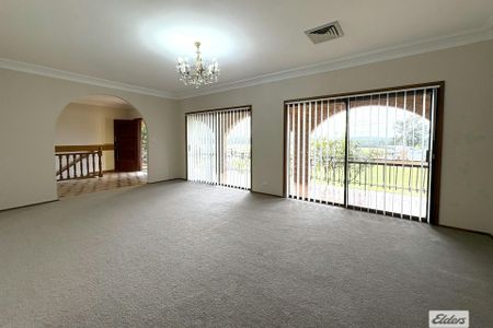 Beautifully Maintained 3-Bedroom Home – Freshly Updated Throughout - Photo 5