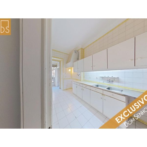 Apartamento T3+1 em Lisboa - Photo 1
