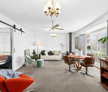 Contemporary Living in a Prime City-Fringe Location - Photo 1