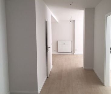 Modernisierte Wohnung mit gerÃ¤umiger Wohn-Ess-KÃ¼che in Stadtmitte - Photo 3