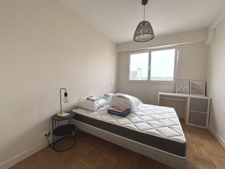 A LOUER T3 MEUBLE VANNES CENTRE VILLE - Photo 2