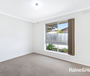 1/18 Circle Drive, Cranbourne, VIC 3977 - Photo 2